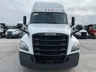 2021 FREIGHTLINER CA126