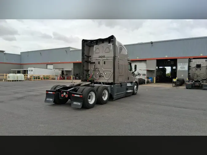 2025 Freightliner Cascadia 126307f54200e365b378384ce4a4907c24e