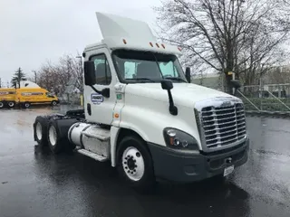 2016 FREIGHTLINER X12564ST