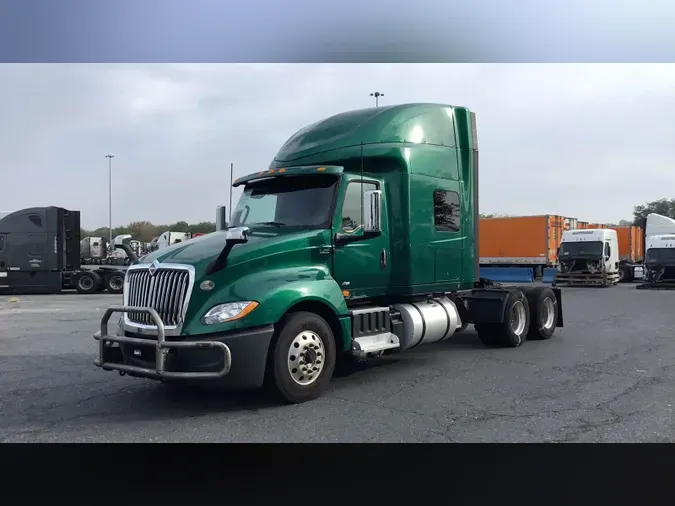 2021 International LT3082dda7c2c601617a9899abb45a9b18