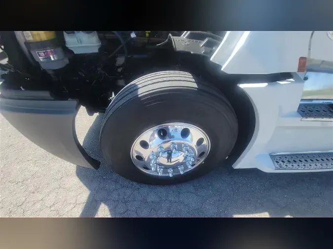 2020 FREIGHTLINER CA126