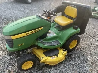2012 John Deere X320