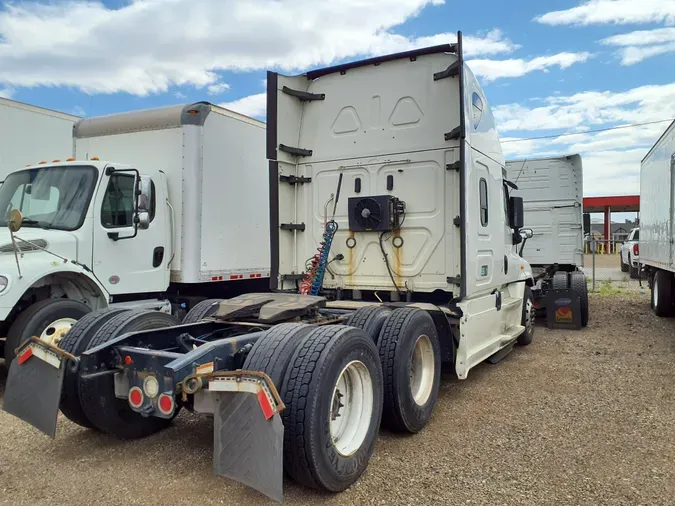 2019 FREIGHTLINER/MERCEDES CASCADIA 125