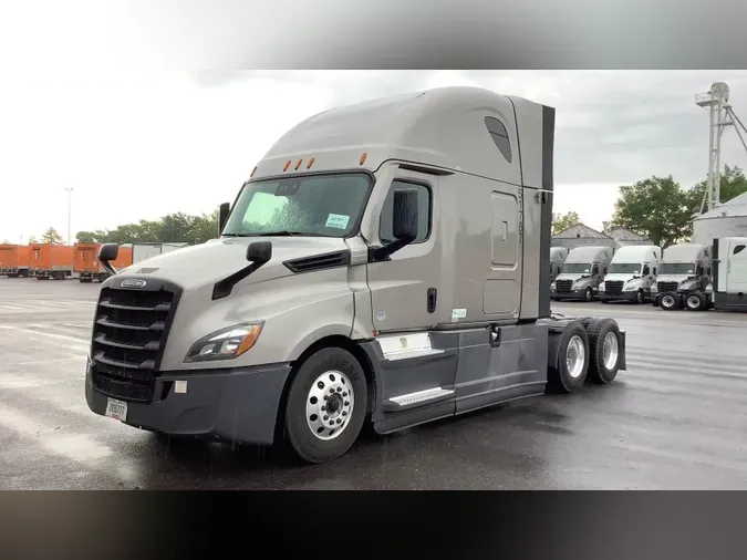 2021 Freightliner Cascadia