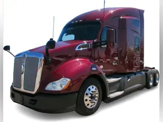 2021 Kenworth T680 Short Hood