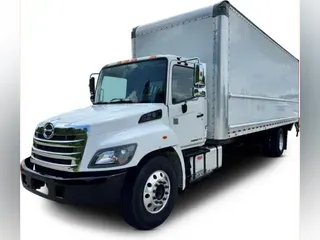 2020 Hino 268A