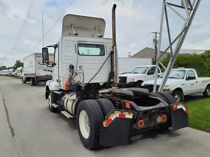 2016 VOLVO VNL42TRACTOR