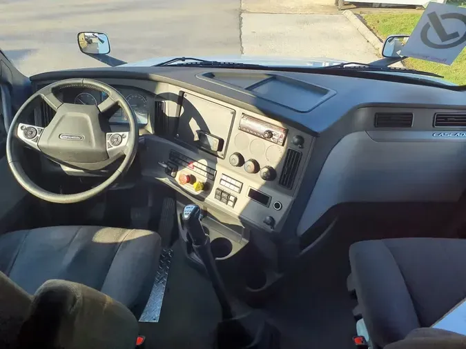 2020 FREIGHTLINER/MERCEDES NEW CASCADIA PX12664