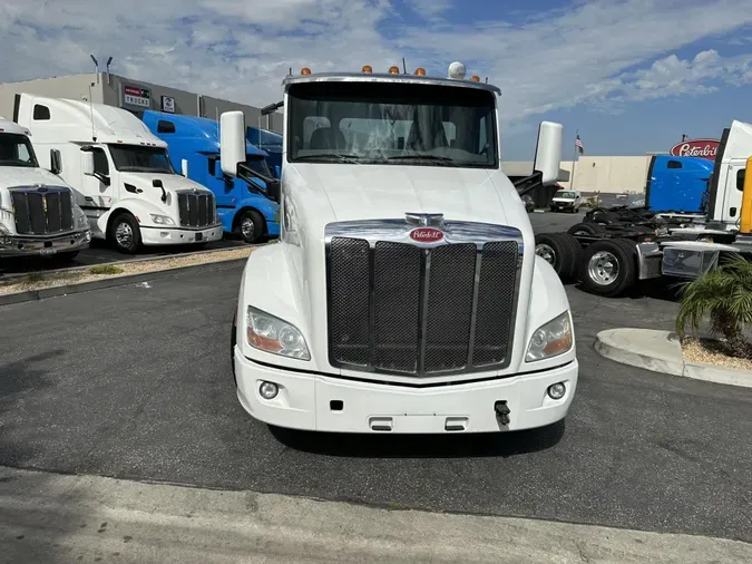 2015 Peterbilt 579