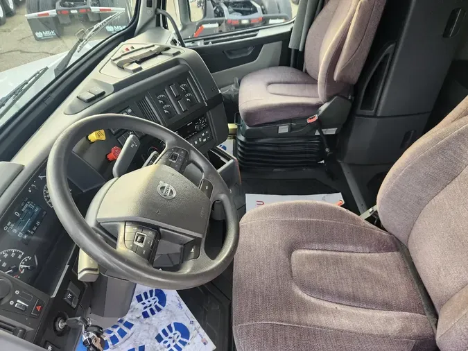 2021 VOLVO VNL64T740309641740c60f8167b6af524ea22e5d3