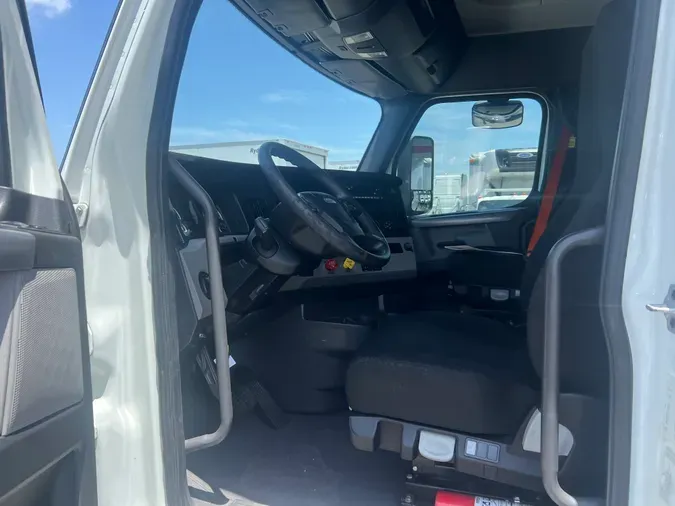 2019 FREIGHTLINER/MERCEDES NEW CASCADIA PX12664