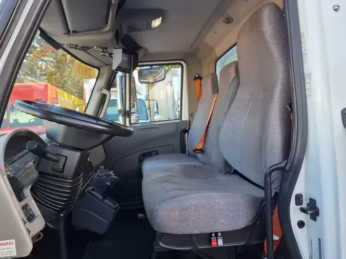 2019 NAVISTAR INTERNATIONAL 4300 SBA