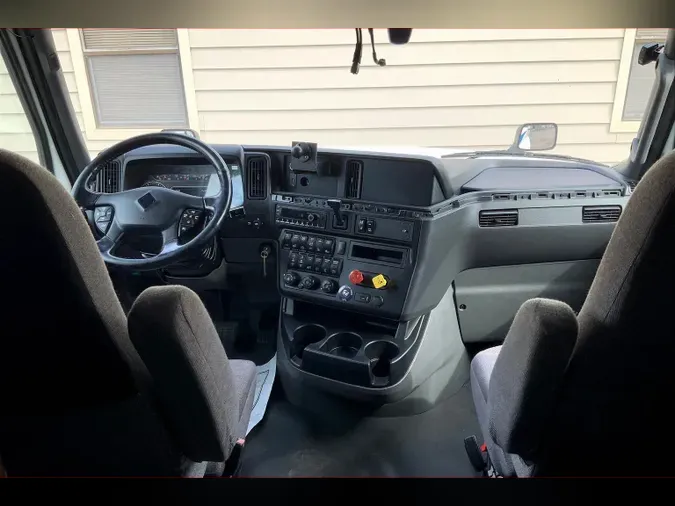 2021 INT LT625 6x4