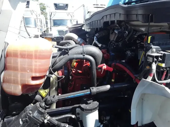 2018 NAVISTAR INTERNATIONAL 4300