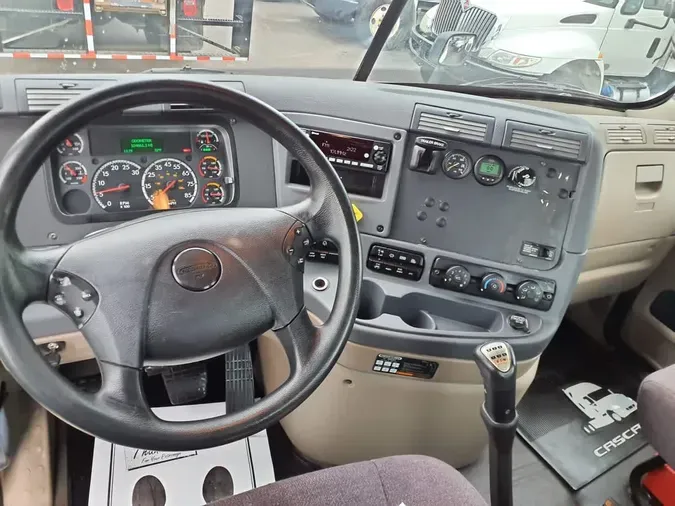 2020 FREIGHTLINER CASCADIA 113
