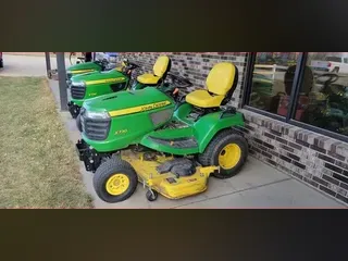 2018 John Deere X730