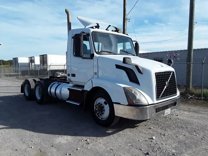 2016 VOLVO VNL64TRACTOR