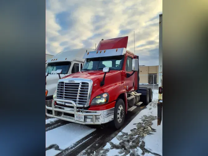 2017 FREIGHTLINER/MERCEDES CASCADIA 12530a78fe369183da4b986197ac5a57d6e