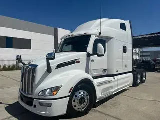 2023 Peterbilt 579