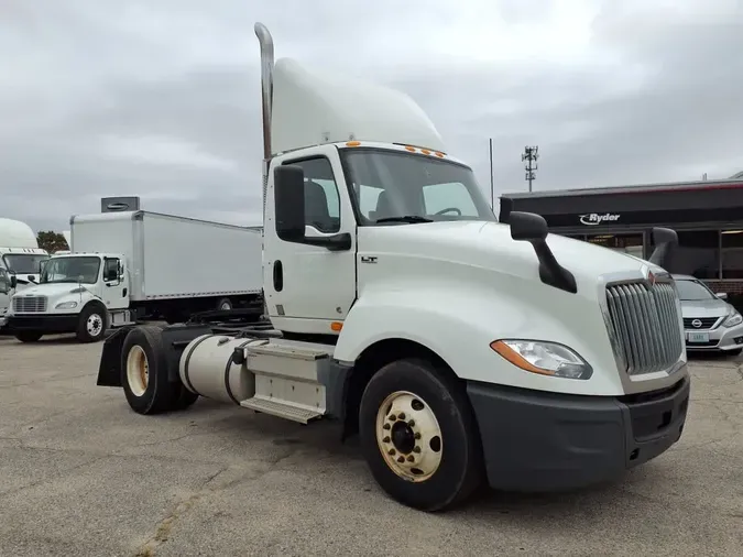 2021 NAVISTAR INTERNATIONAL LT625 DAYCAB S/A