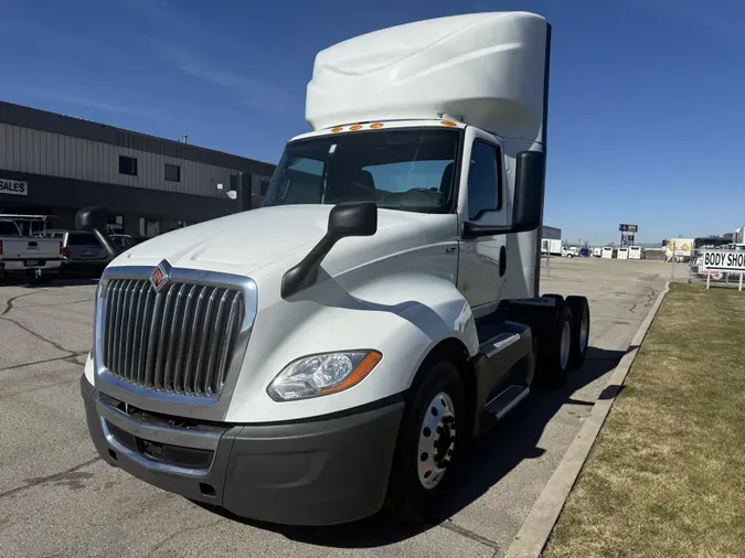 2021 International LT625