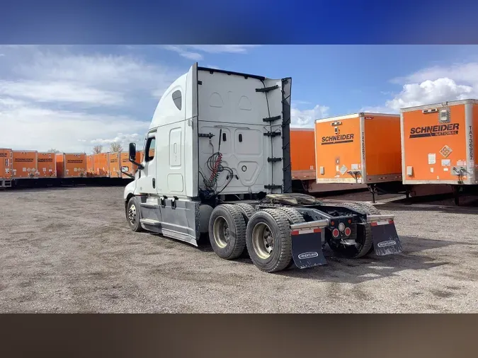 2021 Freightliner Cascadia