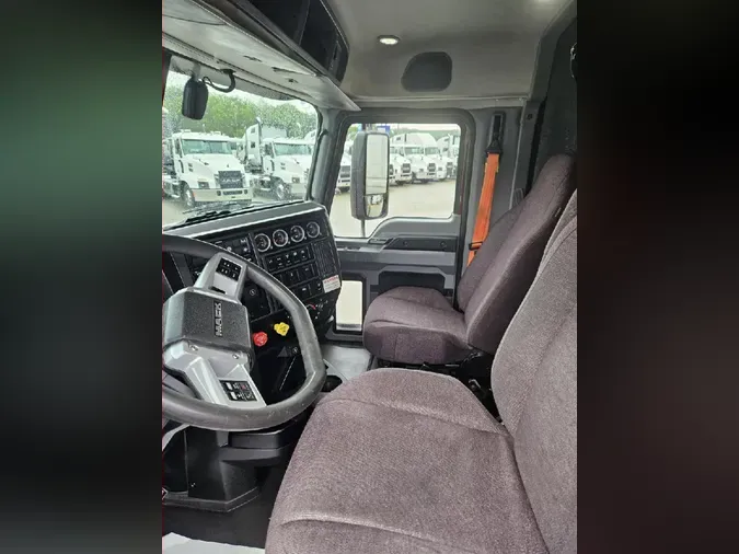 2020 MACK ANTHEM AN64T
