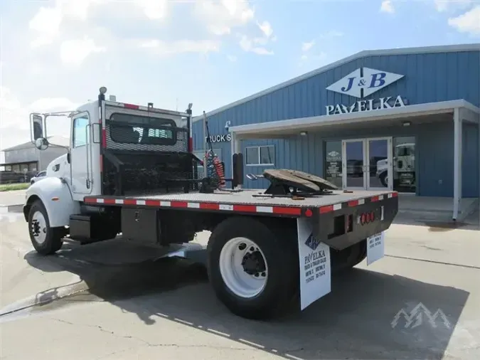 2013 PETERBILT 337