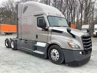 2021 Freightliner Cascadia