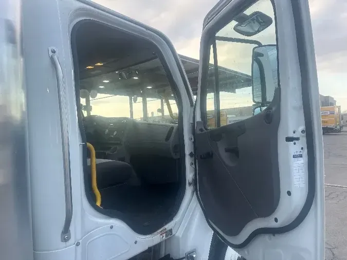 2020 Freightliner M2