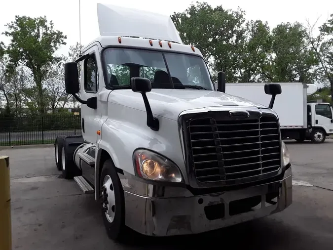 2016 FREIGHTLINER CASCADIA 125