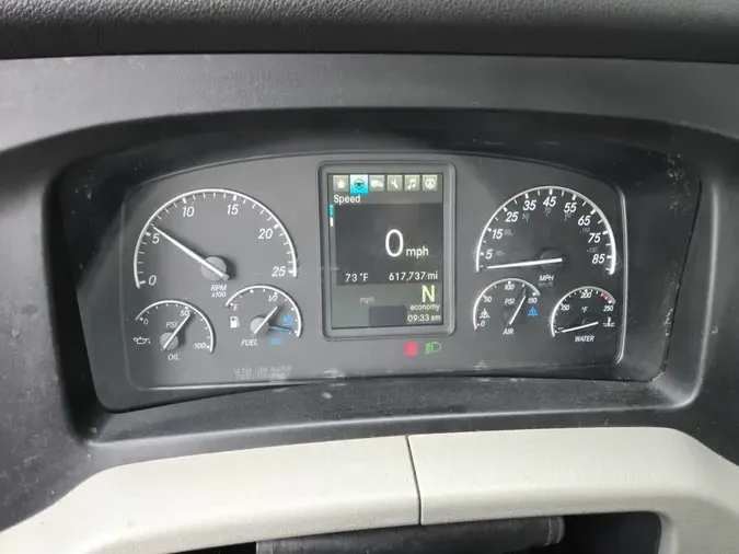 2019 FREIGHTLINER NEW CASCADIA 116