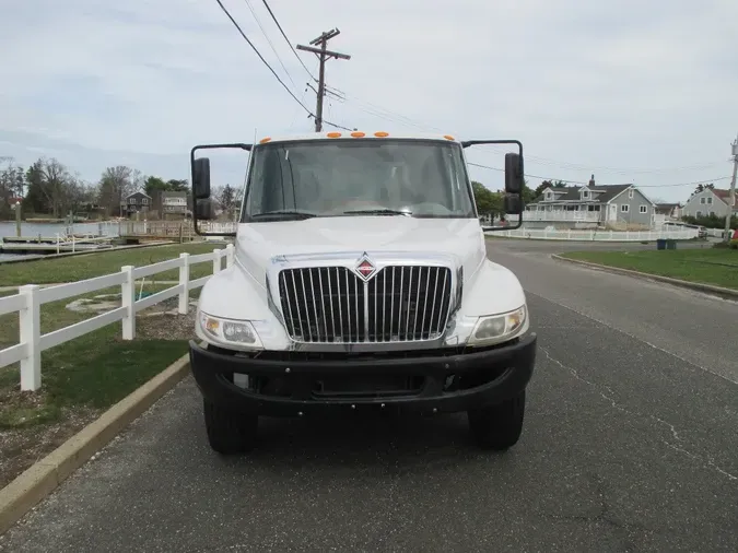 2019 INTERNATIONAL 4300
