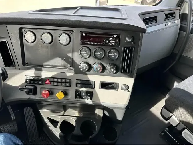 2019 Freightliner Cascadia30c30fe380ee896df6cfffbbac5b8c9d