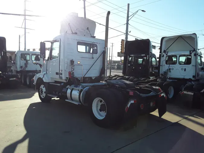 2016 VOLVO VNL42TRACTOR