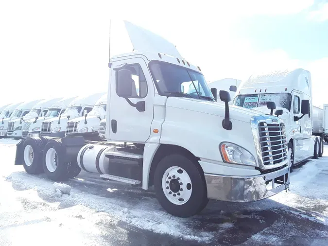 2018 FREIGHTLINER/MERCEDES CASCADIA 125