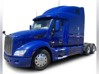 2022 Peterbilt 579