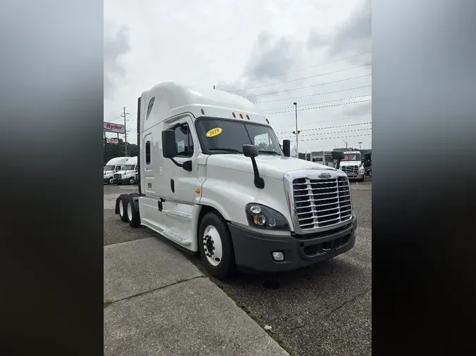 2019 FREIGHTLINER/MERCEDES CASCADIA 125