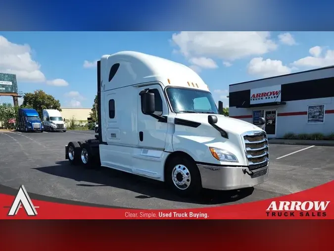 2020 FREIGHTLINER CASCADEVO1