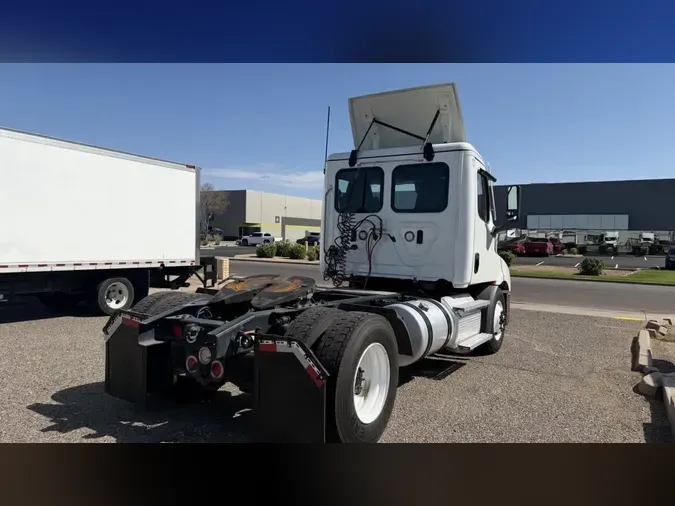 2020 FREIGHTLINER/MERCEDES NEW CASCADIA 11630cd07824db5becf21c7ac6d7dd6e6ae