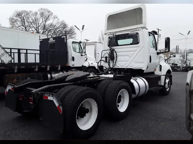 2019 NAVISTAR INTERNATIONAL LT625 DAYCAB T/A30cfffbee5935f17ea8e867b346c3186