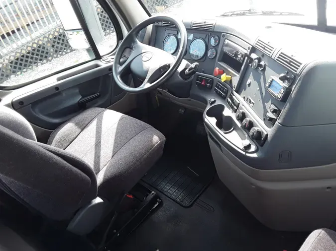 2019 FREIGHTLINER/MERCEDES CASCADIA 125