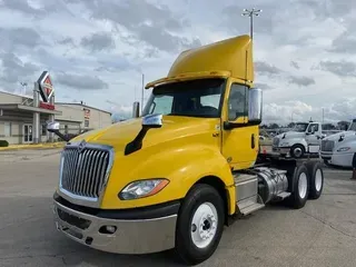 2018 International LT625