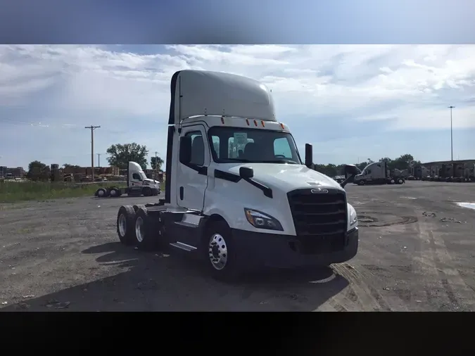2020 Freightliner Cascadia 12630d2aa477f75945dd156def94fa48d92