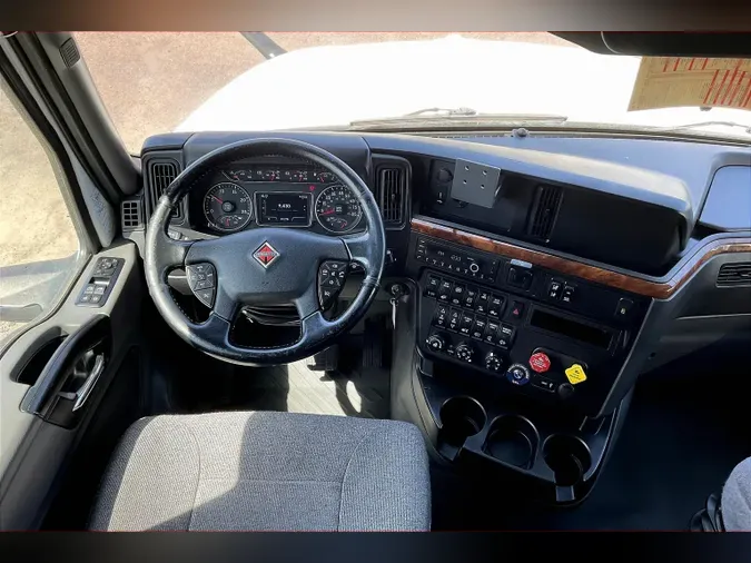 2021 INT LT625 6x4