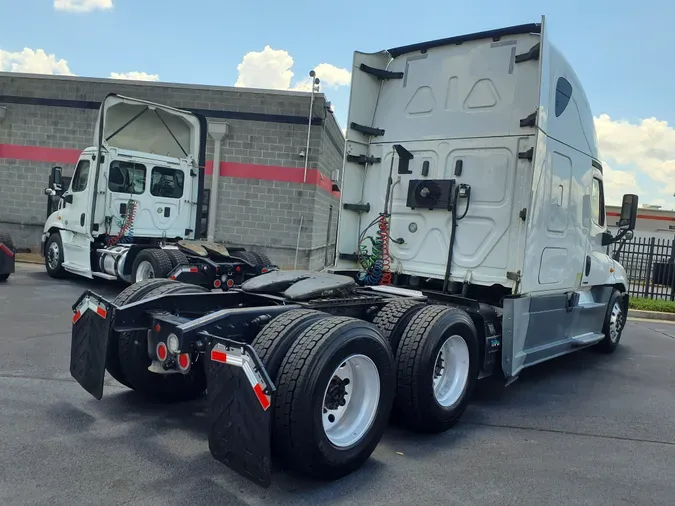 2019 FREIGHTLINER/MERCEDES CASCADIA 125