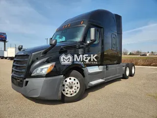 2022 FREIGHTLINER Cascadia 126