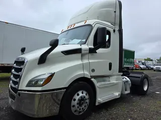 2019 FREIGHTLINER NEW CASCADIA 116