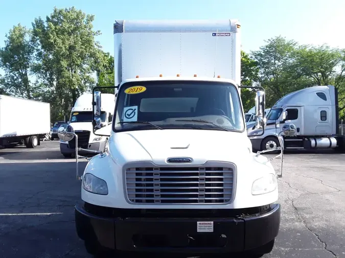 2019 FREIGHTLINER M2 106