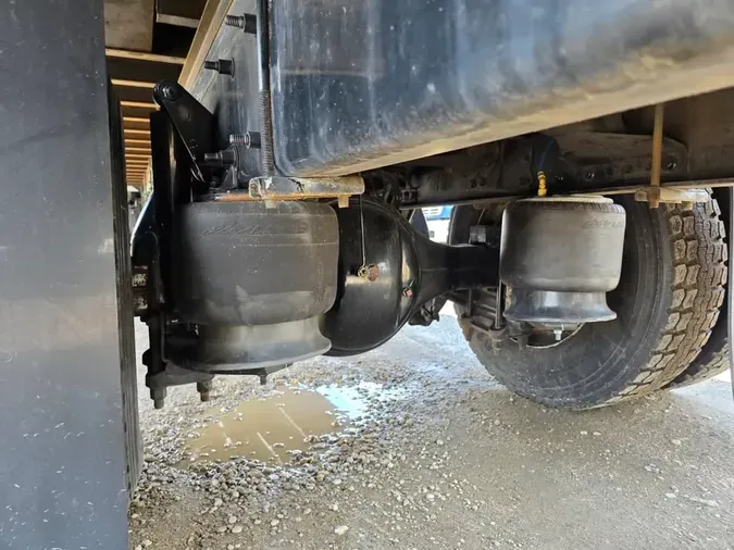 2020 FREIGHTLINER M2 106